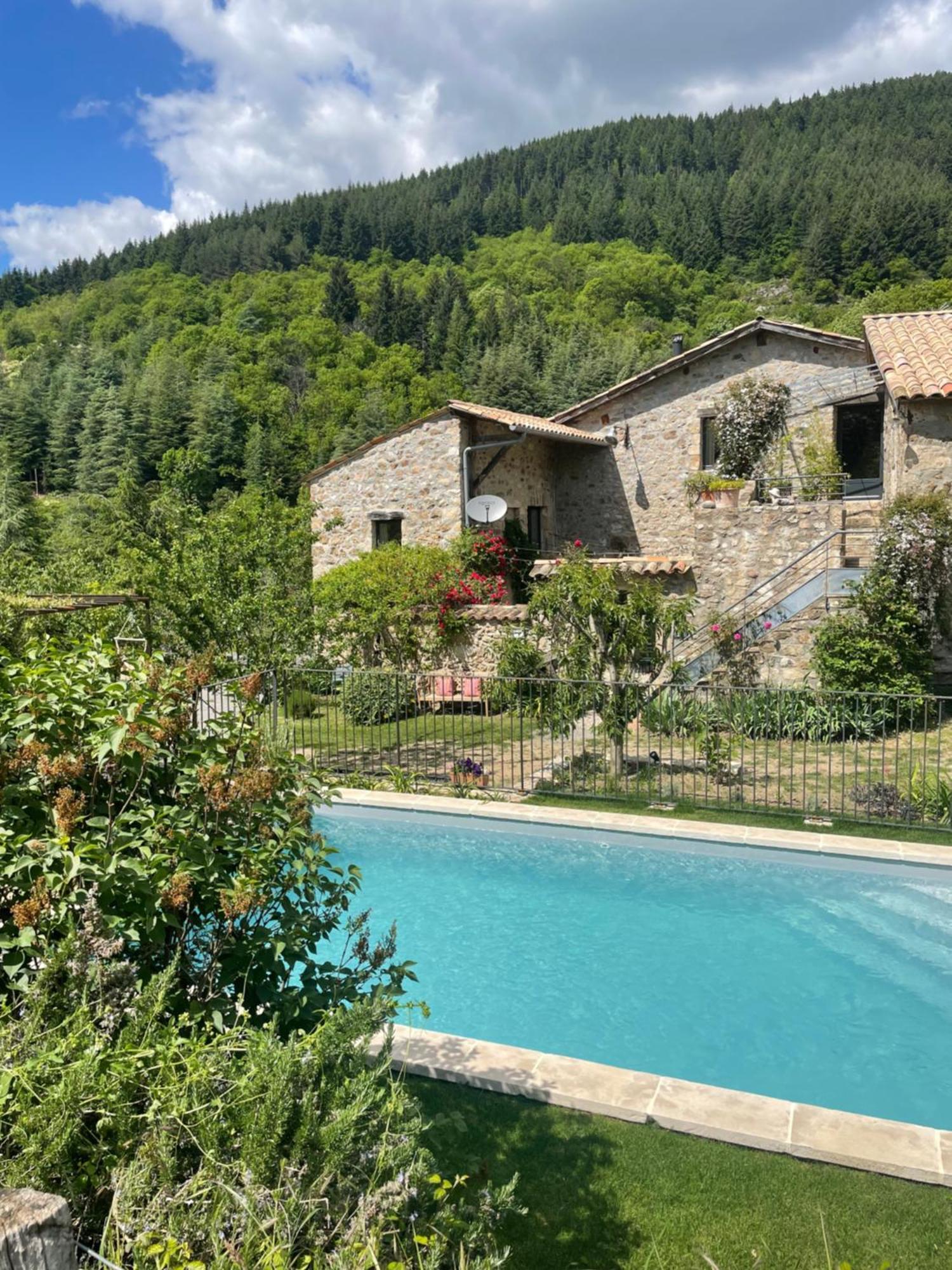 Chirols La Demeure Des Maitres B&B 외부 사진